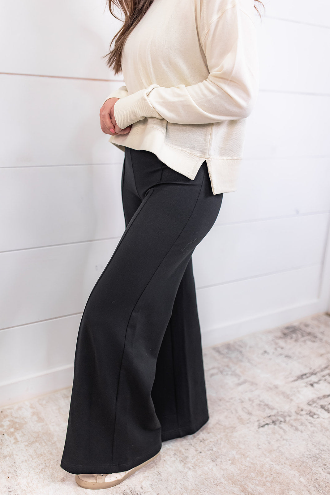 The Contour Wide Leg Pants