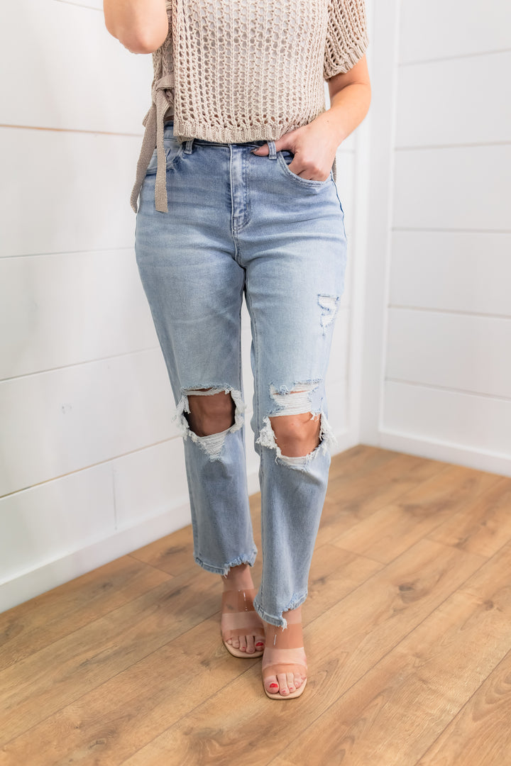 The Alyssa 90's Vintage Straight Jeans